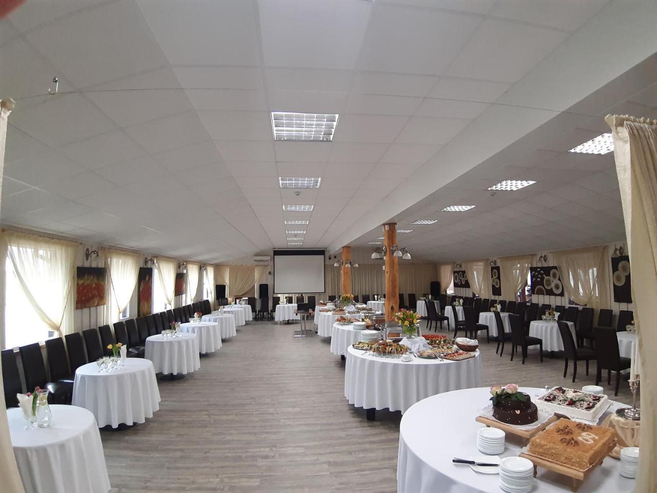 Hotel Green Smiltyne Panevezys Exterior photo